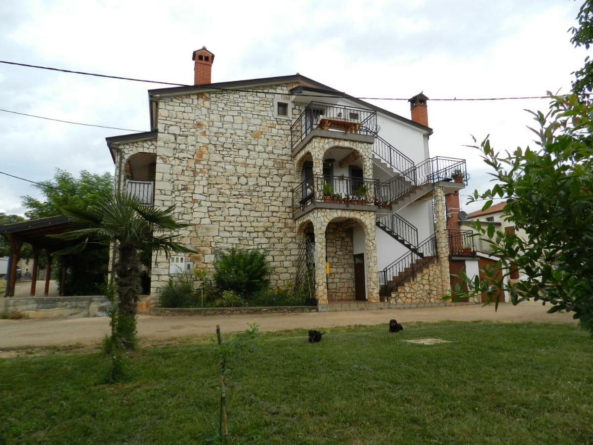 Bed and Breakfast Ranch Radin Brtonigla Exterior foto